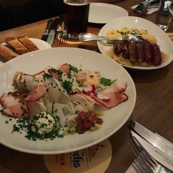 Andechser am Dom - Platter and sausage plate - Beer Bar Near Me - Munich, BY