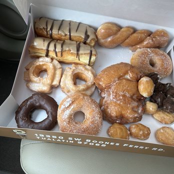 Donut Land - Everyone's favorite in the box. - Donuts Near Me - Tualatin, Oregon