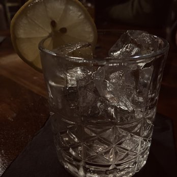 American Barrel - Floral Fashion - Cocktail Bars Near Me - Columbia, Tennessee
