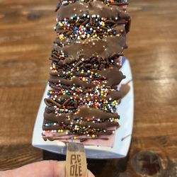 Picolé Pops - Strawberries & Cream with Sprinkles and Chocolate Drizzle! (05/23/25)