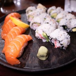 Kisetsu Restaurant - Salmon, California Roll, Avocado Roll