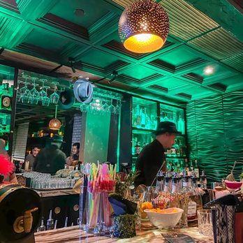 The Green Hat Speakeasy - Bar area - Speakeasies Near Me - Fort Lauderdale, Florida