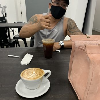 Qreate Coffee + Studio - Cappuccino americano - Coffee & Tea Near Me - Orlando, Florida Qreate Coffee + Studio - Cappuccino americano - Coffee & Tea Near Me - Orlando, Florida