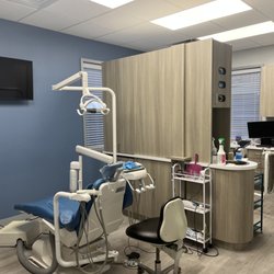 Davis Dental Center - Double hygiene room