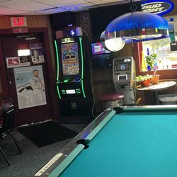 LD's Corner Bar