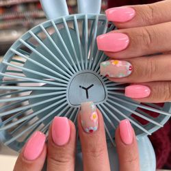 Q & A Beauty Salon - Nails IG @qanda_salon