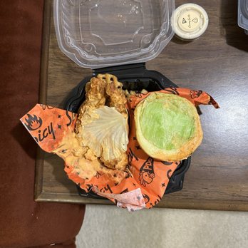 PDQ Marlton - Inside of Spicy Chicken Deluxe Sandwich - Chicken Shop Near Me - Marlton, New Jersey PDQ Marlton - Inside of Spicy Chicken Deluxe Sandwich - Chicken Shop Near Me - Marlton, New Jersey