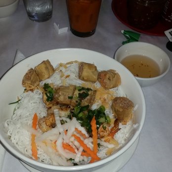 Viet Taste - Shrimp and eggroll noodle bowl! - Vietnamese Near Me - Albuquerque, New Mexico Viet Taste - Shrimp and eggroll noodle bowl! - Vietnamese Near Me - Albuquerque, New Mexico