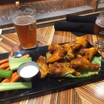 Uptown Kitchen + Taphouse - Buffalo wings appetizer (1 lb.) - Gastropubs Near Me - Rogers, Arkansas