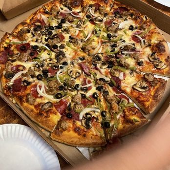 Uni Pizzeria & Grill - Combo pizza - Pizza Near Me - Daly City, California Uni Pizzeria & Grill - Combo pizza - Pizza Near Me - Daly City, California