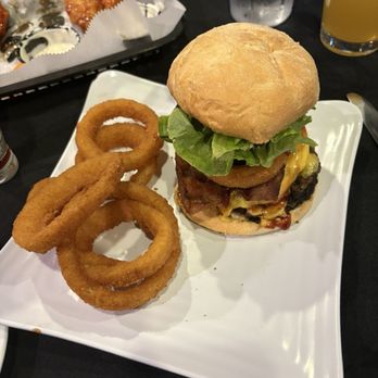 Sonoma's Bar and Grill - Hamburger and onion rings - American Near Me - Columbia, Maryland