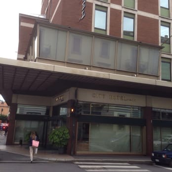 City Hotel - Hotels Near Me - Varese, Virginia