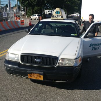 Syosset Taxi - The vehicle and driver as he so leisurely decides to get back to his vehicle, screaming expletives at me with a passenger in the vehicle - Taxis Near Me - Syosset, New York Syosset Taxi - The vehicle and driver as he so leisurely decides to get back to his vehicle, screaming expletives at me with a passenger in the vehicle - Taxis Near Me - Syosset, New York