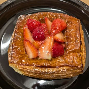 1228 Main - @endoedibles on Instagram 10/21/24
Strawberry Cream Danish - Bakeries Near Me - Las Vegas, Nevada 1228 Main - @endoedibles on Instagram 10/21/24
Strawberry Cream Danish - Bakeries Near Me - Las Vegas, Nevada