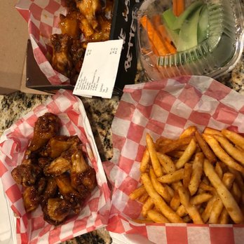 Wing Snob - Traditional - family - Chicken Wings Near Me - Allen, Texas