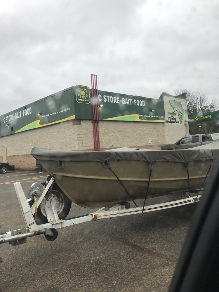 LUCKY SEVEN GENERAL STORE Updated September 2024 1002 3rd Ave NW, Chisholm, Minnesota