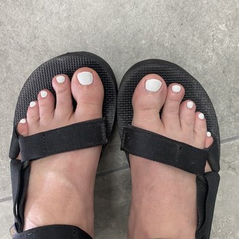 Uni Nail Innovation - Nice, clean gel pedicure for me! Well done! - Nail Salons Near Me - Pasadena, California Uni Nail Innovation - Nice, clean gel pedicure for me! Well done! - Nail Salons Near Me - Pasadena, California