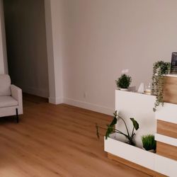 Kingston Massage Therapy - Newly renovated reception area