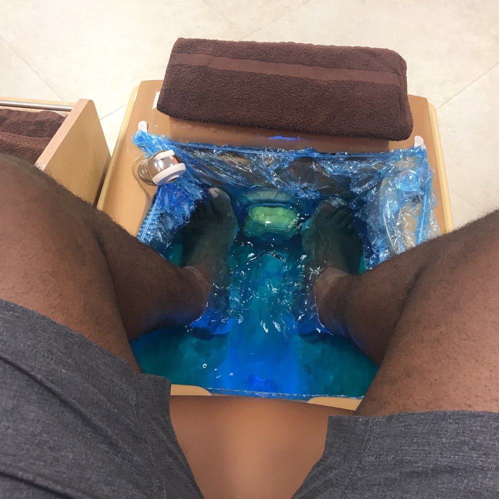 Queen B Nail Lounge - Relaxing - Nail Salons Near Me - Sunrise, Florida