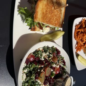 Forage Public House - BLT and Kale Salad - New American Near Me - Lakewood, Ohio Forage Public House - BLT and Kale Salad - New American Near Me - Lakewood, Ohio