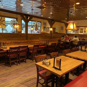 Mother Bear's Pizza Columbus - Dining room - Pizza Near Me - Columbus, Indiana Mother Bear's Pizza Columbus - Dining room - Pizza Near Me - Columbus, Indiana