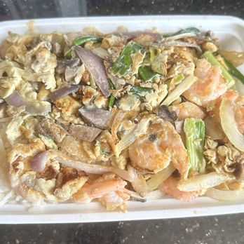 Great East Chinese Cuisine - Shrimp with scrambled eggs over rice $9.95 - Chinese Near Me - Flushing, New York Great East Chinese Cuisine - Shrimp with scrambled eggs over rice $9.95 - Chinese Near Me - Flushing, New York