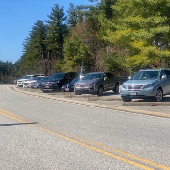 Pine Ridge Golf Course - Ample parking near Toptracer area - Golf Near Me - Lutherville, Maryland