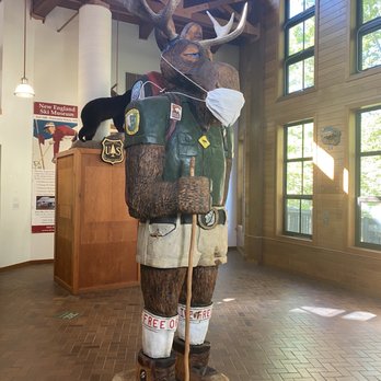 Flume Gorge Visitor Center - Inside the gift shop/visitor center - Rest Stops Near Me - Franconia, New Hampshire