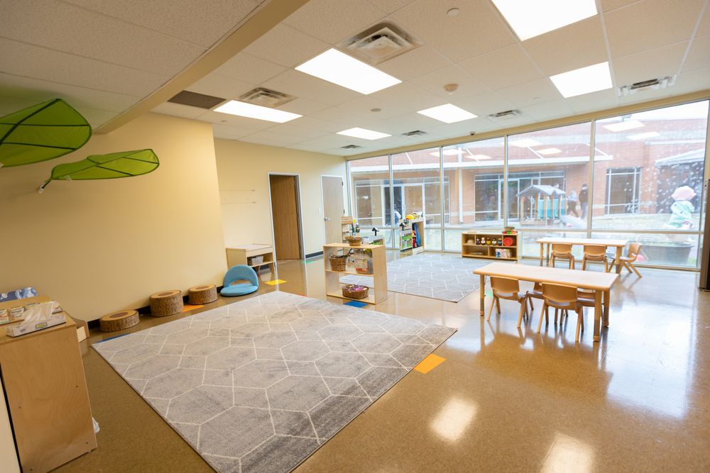 SPROUTSTART ACADEMY 4926 N Shepherd Dr, Houston, Texas Child Care