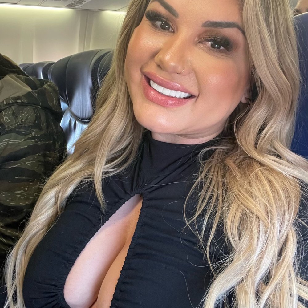 Ryan Savage, DDS - On the plane with temporary veneers - Cosmetic Dentists Near Me - Orange, California Ryan Savage, DDS - On the plane with temporary veneers - Cosmetic Dentists Near Me - Orange, California