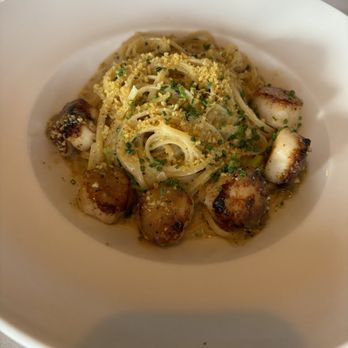 Osteria Vivo - scallops and linguine - Italian Near Me - Pembroke, Massachusetts Osteria Vivo - scallops and linguine - Italian Near Me - Pembroke, Massachusetts