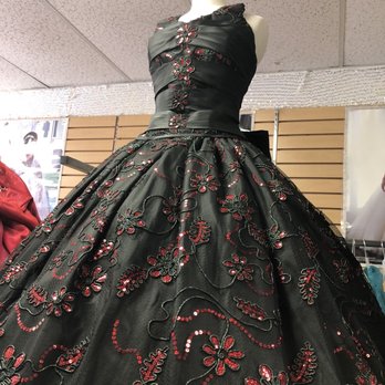 Roxy's Bridal - Bridal Near Me - Montclair, California