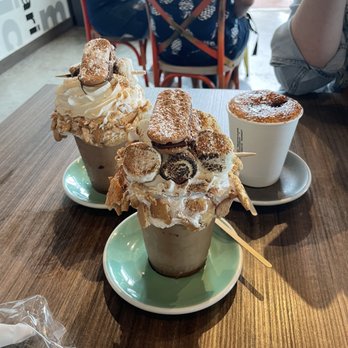 Bistro Cafe - S'mores iced coffees & creme brûlée latte - Breakfast & Brunch Near Me - Miami, Florida Bistro Cafe - S'mores iced coffees & creme brûlée latte - Breakfast & Brunch Near Me - Miami, Florida