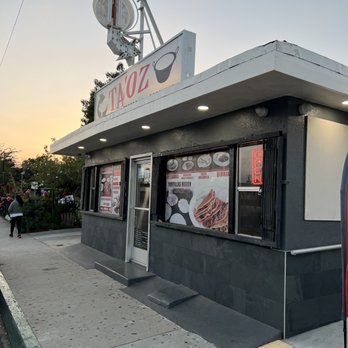 Tacoz - Outside - Mexican Near Me - Lynwood, California Tacoz - Outside - Mexican Near Me - Lynwood, California