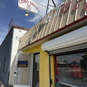 Lobo Taco - Lobo Taco exterior - Tacos Near Me - Albuquerque, New Mexico