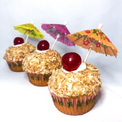 For Goodness Bakes - Piña Colada Cupcakes