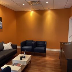 Cloud Aquatic Float Parlor - Lounge