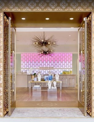 Kendra Scott by null