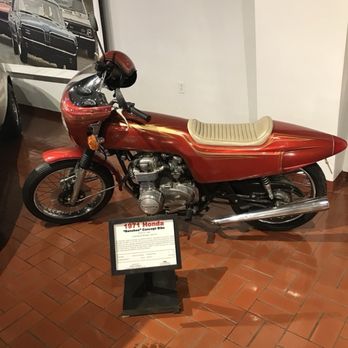 Gilmore Car Museum - Museums Near Me - Hickory Corners, Michigan