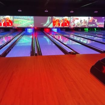 Lucky Strike Pasadena - Venues & Event Spaces Near Me - Pasadena, California