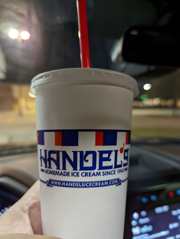 HANDEL’S HOMEMADE ICE CREAM Updated September 2024 40 Photos & 65