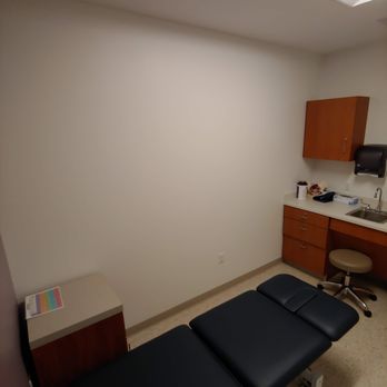 Saint Vincent Physical Therapy - Northborough - Private treatment room - Physical Therapy Near Me - Northborough, Massachusetts Saint Vincent Physical Therapy - Northborough - Private treatment room - Physical Therapy Near Me - Northborough, Massachusetts