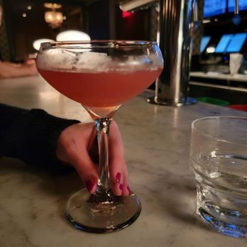 Black Hound Bar & Lounge - Good vibes. Good music. Thoroughly enjoyed my Thursday night. - Lounges Near Me - New York, New York