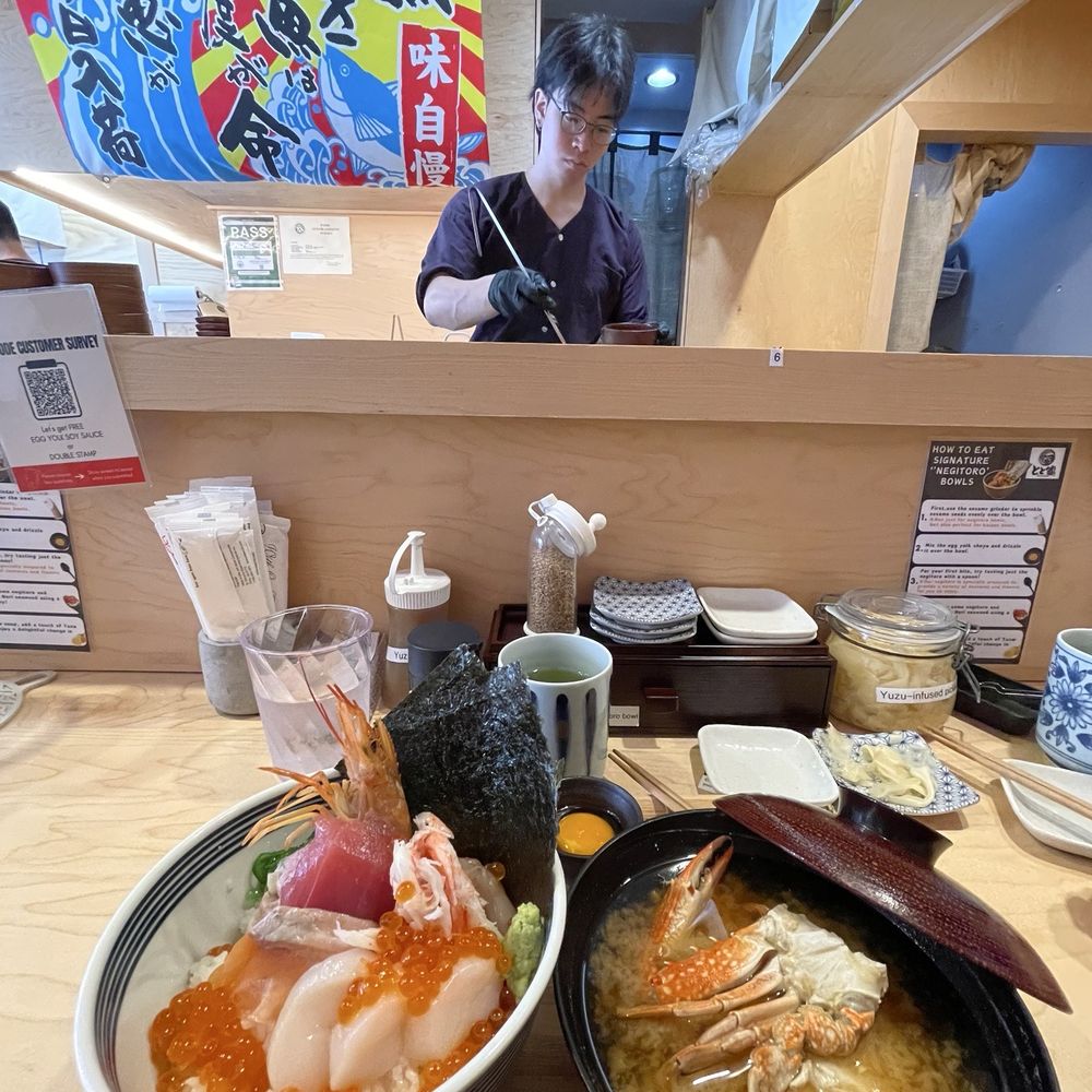 Totoya - Nishiki bowl & Crab miso soup - Sushi Bars Near Me - Honolulu, Hawaii Totoya - Nishiki bowl & Crab miso soup - Sushi Bars Near Me - Honolulu, Hawaii