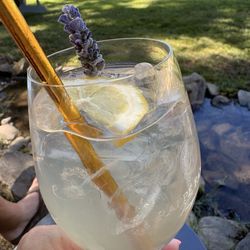 Rappé Family Vineyards - In addition to lovely wines, they also mix up three different wine sparklers!