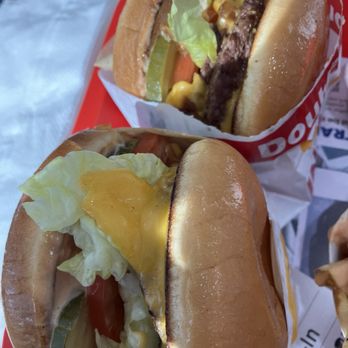 In-N-Out Burger - Burgers Near Me - West Valley City, Utah