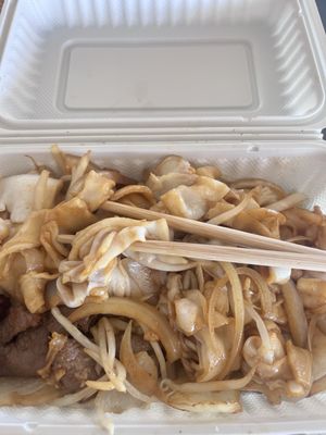Lee’s Kitchen Noodle & Rice U Dub by null
