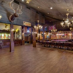 Elm Waterhole Saloon - Large dance floor