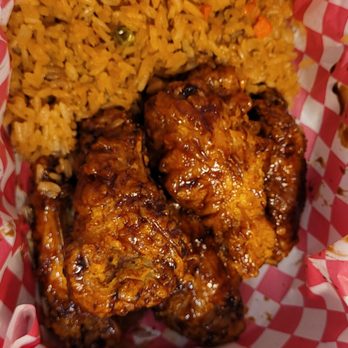 bb.q Chicken Greenbelt - Chicken with 1/2 cup of fake fried rice - Korean Near Me - Greenbelt, Maryland bb.q Chicken Greenbelt - Chicken with 1/2 cup of fake fried rice - Korean Near Me - Greenbelt, Maryland