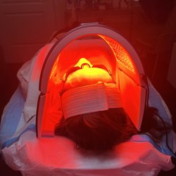 Dermaglow - Light therapy